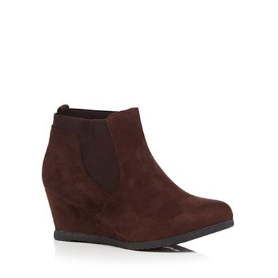 Good for the Sole Dark brown mid wedged wide fit Chelsea boots